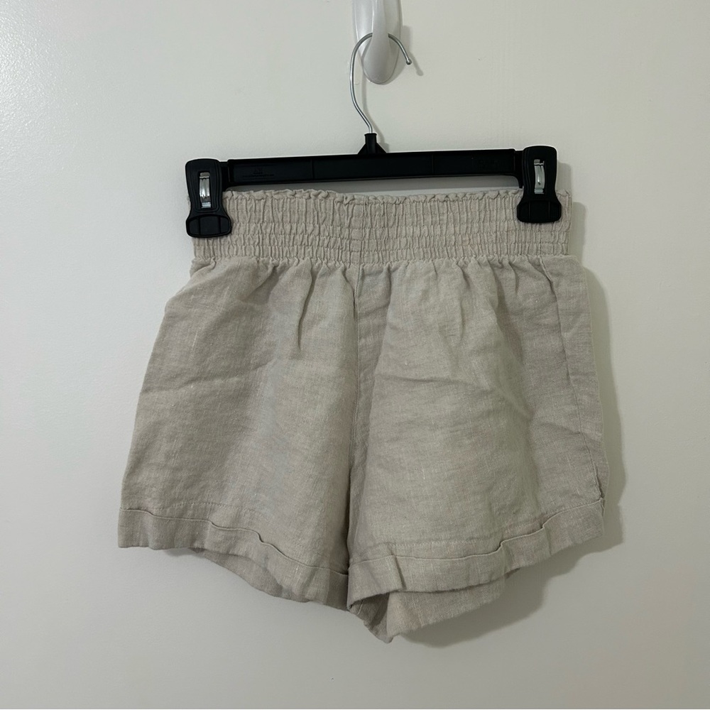 Reformation | Linen Beige Cream Relaxed Fit Shorts | Size XS